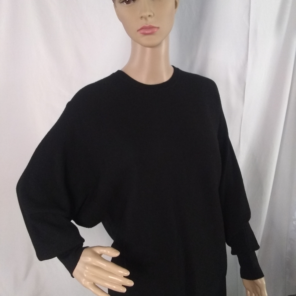 NWT back zip sweater